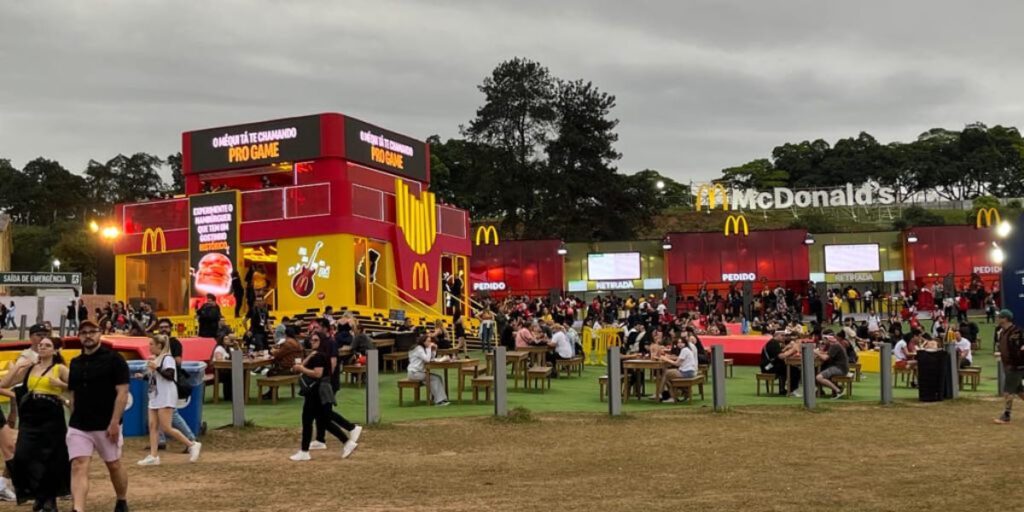 criando conexões: as melhores ativações de marcas no the town 15 McDonalds